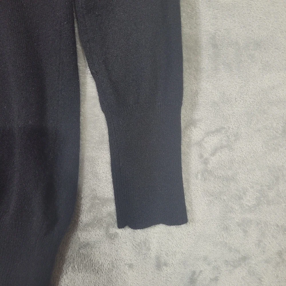 House of Cashmere Sweater Mens Small V Neck Pullover Burlington Cashmere